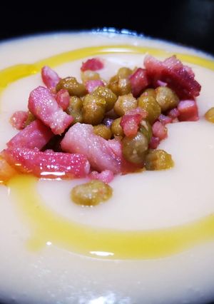 Foto di Vellutata di cavolfiore e pancetta croccante