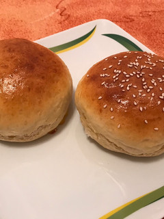Az igazi hamburger buci házilag recept fotója