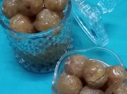 A picture of amla clove