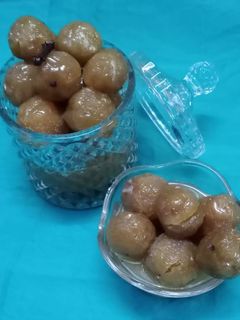 A picture of Amla murraba.