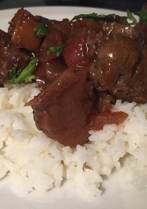 A picture of Goulash / guiso.
