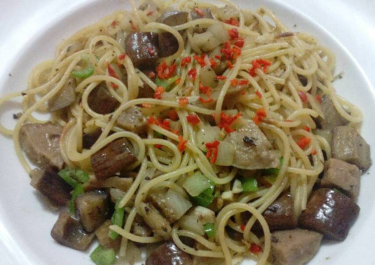 Resep Spicy Aglio Olio oleh Tanty Sulistiani - Cookpad