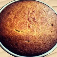 A picture of Banana Lemon Cake.