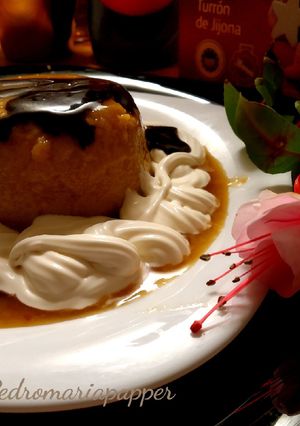 Foto principal de Flan de turrón (Thermomix)
