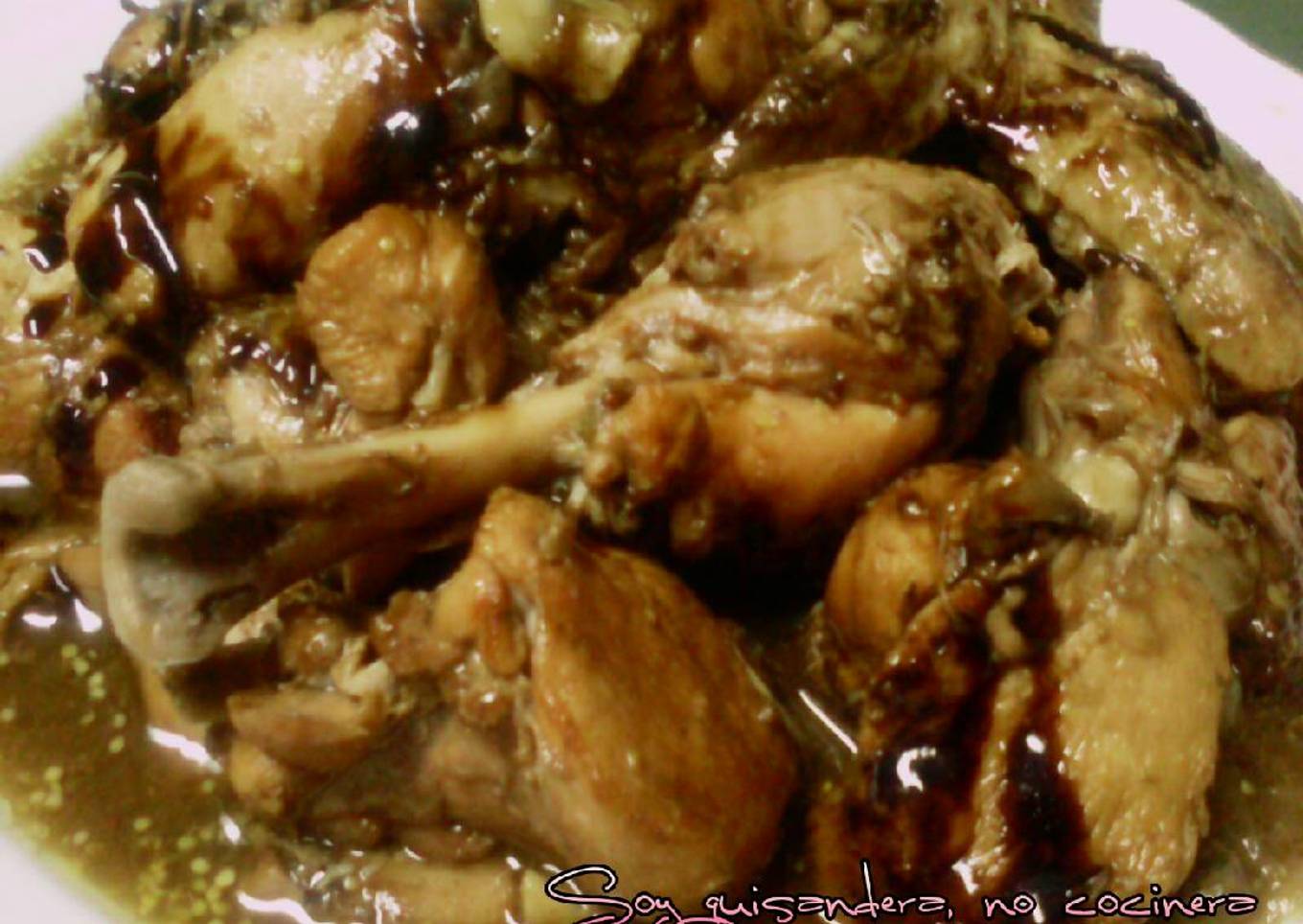 Pollo con crema de vinagre de Módena, miel y mostaza