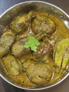 ભરેલા રીંગણ (Bharela Ringan Recipe In Gujarati) રેસીપી મુખ્ય ફોટો
