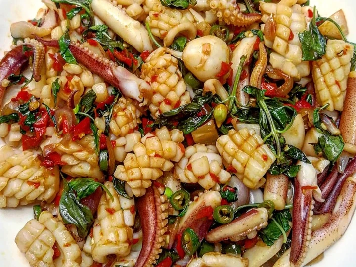 Cara Gampang Membikin Resep Sotong kemangi pedes ala thai yang Uenak Anti Ribet, Bikin Ngiler