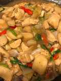 ผัดไก่ใส่เห็ดออริจิน้ำมันหอย