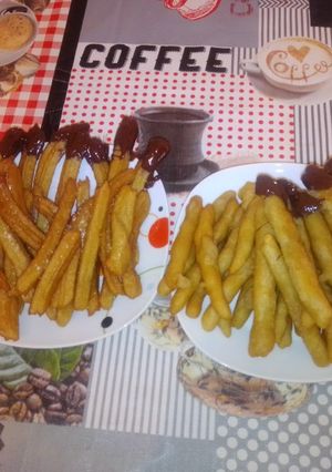 Una foto de Mini churros y porras caseros en MC