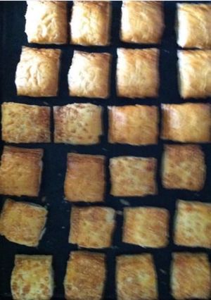 Une photo de Mini friands aux saucisses de Strasbourg et fromage