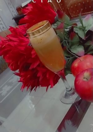 A picture of Fresh apple juice 🥤.
