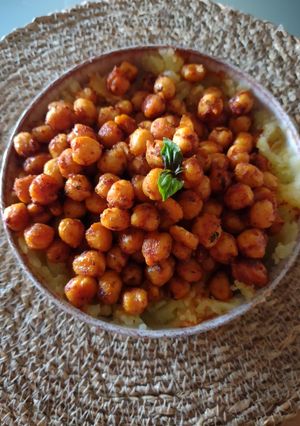 Foto principal de Garbanzos tostados con base de patata