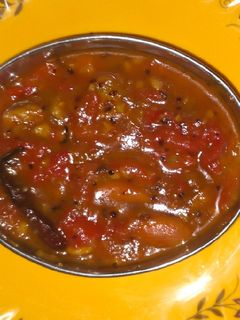 টমেটো ও জলপাই দিয়ে টক ঝাল মিষ্টি চাটনি (Tomato jolpai tok jhal mishti chutney recipe in bengali) রেসিপির প্রধান ছবি
