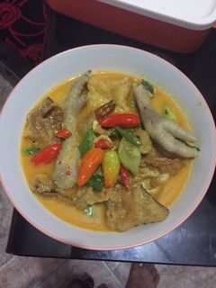 Foto resep Sayur krecek,tahu goreng,telor ceplok,ples ceker ayam