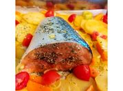 Una foto di salmone al forno