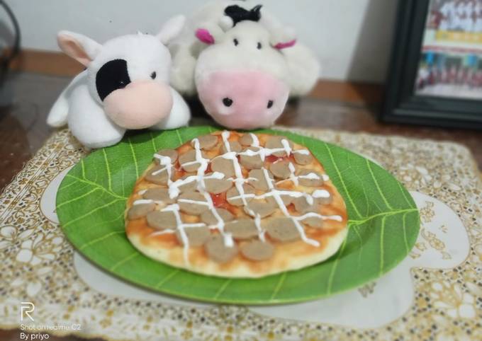 Langkah Mudah untuk Menyiapkan Pizza murah meriah yang Sempurna