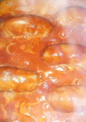 Una foto de Chorizos a la pomarola