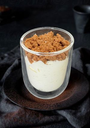 Foto di Tiramisù al Sifone con Crumble di Speculoos