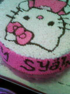 Foto resep Kue ulang tahun hello kitty (buttercream sablon)