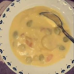 A picture of Fruit custard.