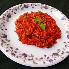 A picture of Mexican salsa sauce.