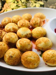 रवा अप्पे (Rava Appe recipe in Hindi) रेसिपी मुख्य फोटो