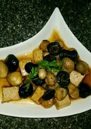 Hình của món Đậu Hủ & Nấm Kho Tiêu (Món Chay).