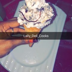 A picture of Oreo ice cream.