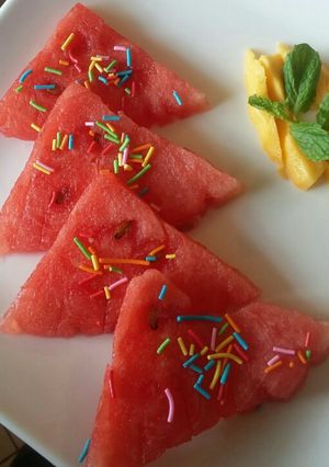A picture of Fresh Water melon.