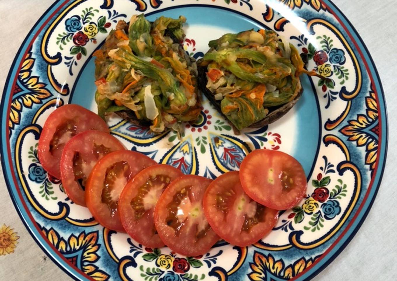 Portobello relleno de flor de calabaza