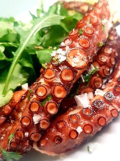 Una foto de Pulpo a la brasa