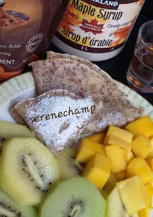 รูปของ Chia &flax seed crape po cake and kiwi mango with syrup sauce