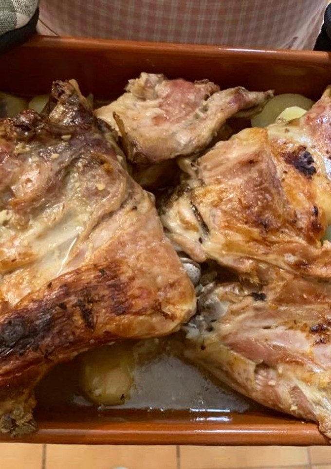 Una foto de Cordero asado en crockpot