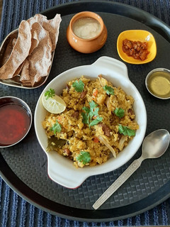 पांच धान खिचडी (panch dhan khichdi recipe in marathi) रेसिपी चे मुख्य फोटो