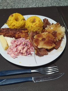 Una foto de ***Chuletas de Cerdo a la Hawaiana***