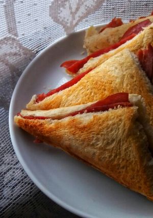Foto resep Smoked Beef and Cheese Toast
