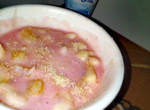صورة لوصفة مهلبيه الفراوله بالموز والبرتقال. 🍧🍨