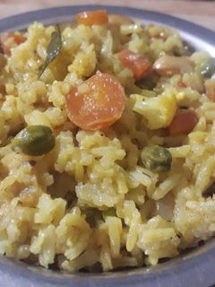 मटार मसाले भात (matar masale bhat recipe in marathi) रेसिपी चे मुख्य फोटो