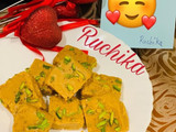 बेसन बर्फ़ी (besan barfi recipe in Hindi)