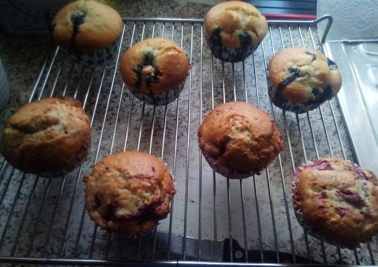 Recipe of Award-winning Muffins - Plain or filled with flavour of your choice