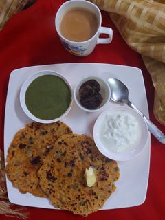 मूली मेथी मक्की का पराठा (Mooli Methi Makki ka paratha recipe in Hindi) रेसिपी मुख्य फोटो