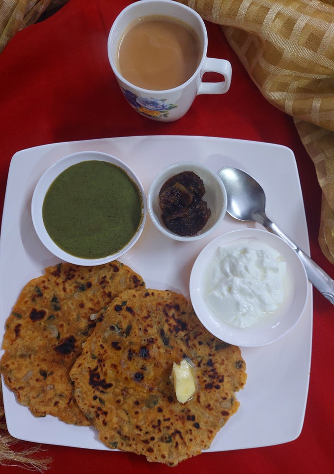 मूली मेथी मक्की का पराठा (Mooli Methi Makki ka paratha recipe in Hindi) रेसिपी मुख्य फोटो