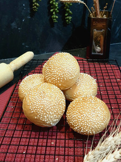 Foto resep 286. ROTI BURGER/BURGER BUNS TANPA TELUR dengan pengoles AIR