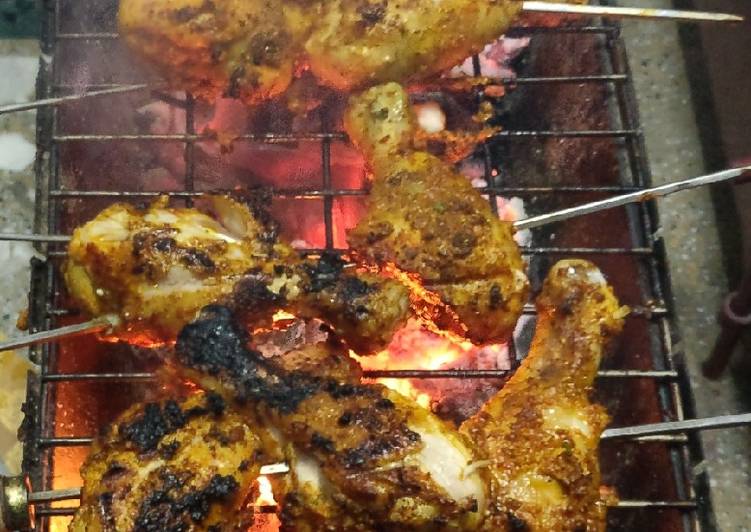 Barbecue chicken legs