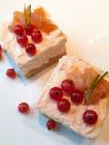 Cheesecake salmone e ribes