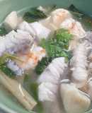 ต้มยำปลา กุ้ง