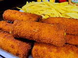 رول سوسیس سوخاری