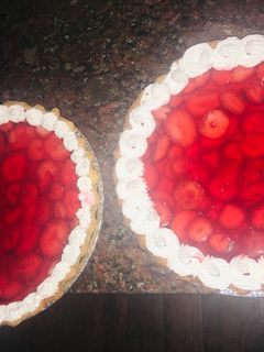 Una foto de Tarta de frutilla con gelatina
