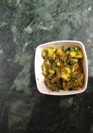 A picture of Aloo methi.