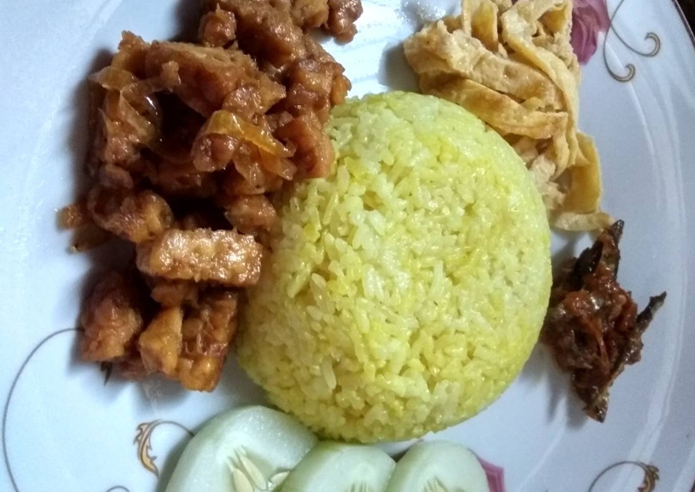 Nasi Kuning Magic Com